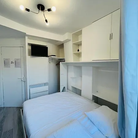 Cute - Canal Saint Martin Apartman