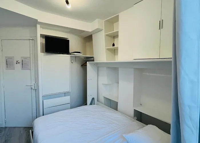 Cute - Canal Saint Martin Апартаменты