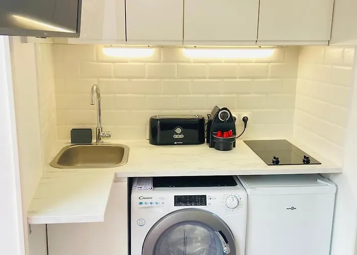 Cute - Canal Saint Martin Апартаменты *