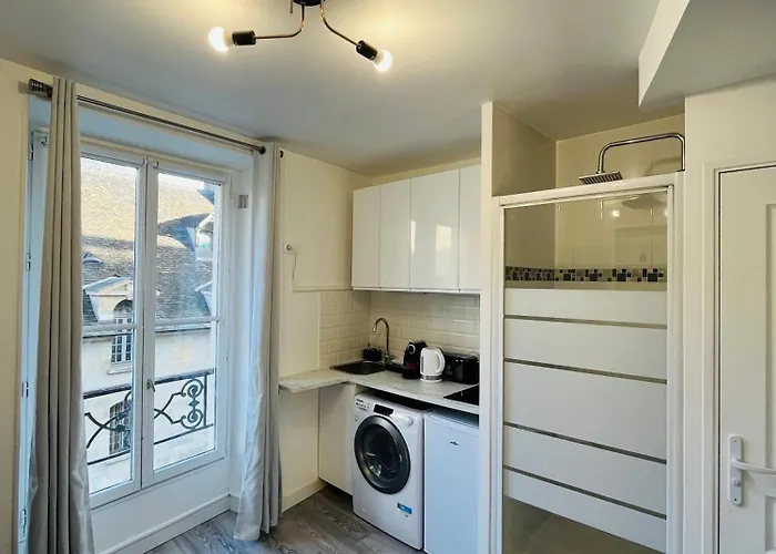 Cute - Canal Saint Martin